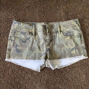Bullhead Denim Camo Shorts